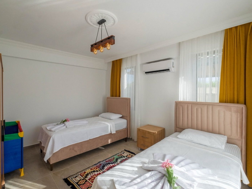  gece  -  Kasım
  | Fethiye Seydikemer'de Doğa Manzaralı 4 Kişilik Villa: Aileler ve Balayı Çiftleri İçin İdeal
